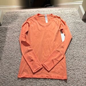 NWT Lululemon size 6 shirt